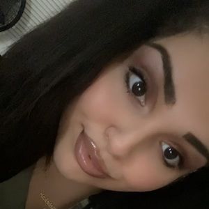 Meet your Posher, Rebekah